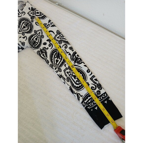 Pierri NY Size Medium  Floral Cream Black Sequin Cardigan Sweater Women Top - Picture 12 of 15